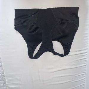 Black Nike sports bra